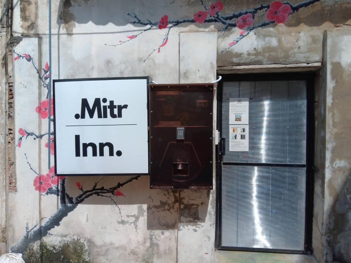 Mitr Inn Yaowarat Bangkok Exteriör bild
